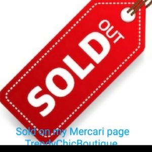 SOLD ON MY MERCARI PAGE TRENDYCHICBOUTIQUE Brahmin Inspired Midnight Blue Tote